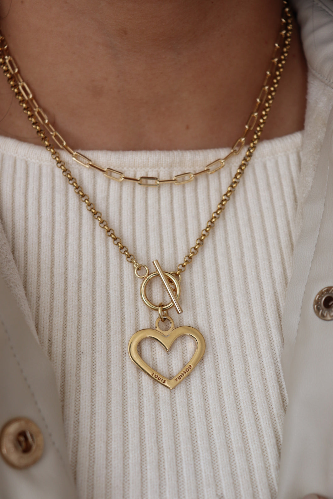 Louis Vuitton golden heart toggle