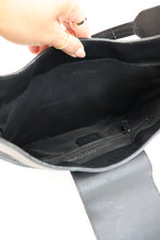 Load image into Gallery viewer, Gucci Jackie shoulder bag in black
