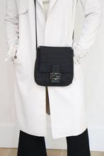 Load image into Gallery viewer, Fendi zucchino crossbody in black
