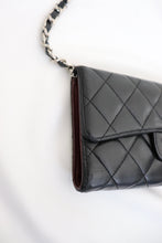 Load image into Gallery viewer, Chanel classic flap wallet
