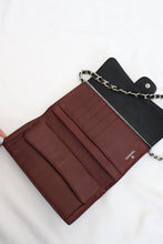 Lade das Bild in den Galerie-Viewer, Chanel classic flap wallet
