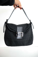 Load image into Gallery viewer, Fendi zucchino double flap baguette in black
