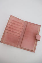 Load image into Gallery viewer, Chanel caviar wallet in pink
