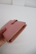 Load image into Gallery viewer, Chanel caviar wallet in pink
