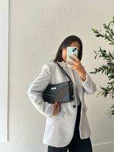 Lade das Bild in den Galerie-Viewer, Christian Dior 2003 street chic bag in black

