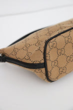 Load image into Gallery viewer, Gucci boat pochette
