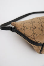 Load image into Gallery viewer, Gucci boat pochette
