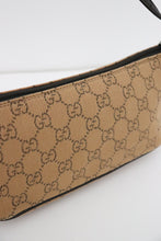 Load image into Gallery viewer, Gucci boat pochette
