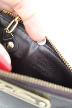 Lade das Bild in den Galerie-Viewer, Louis Vuitton vernis coin pouch
