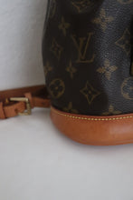 Load image into Gallery viewer, Louis Vuitton Monogram Backpack
