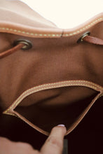 Lade das Bild in den Galerie-Viewer, Louis Vuitton Monogram Backpack
