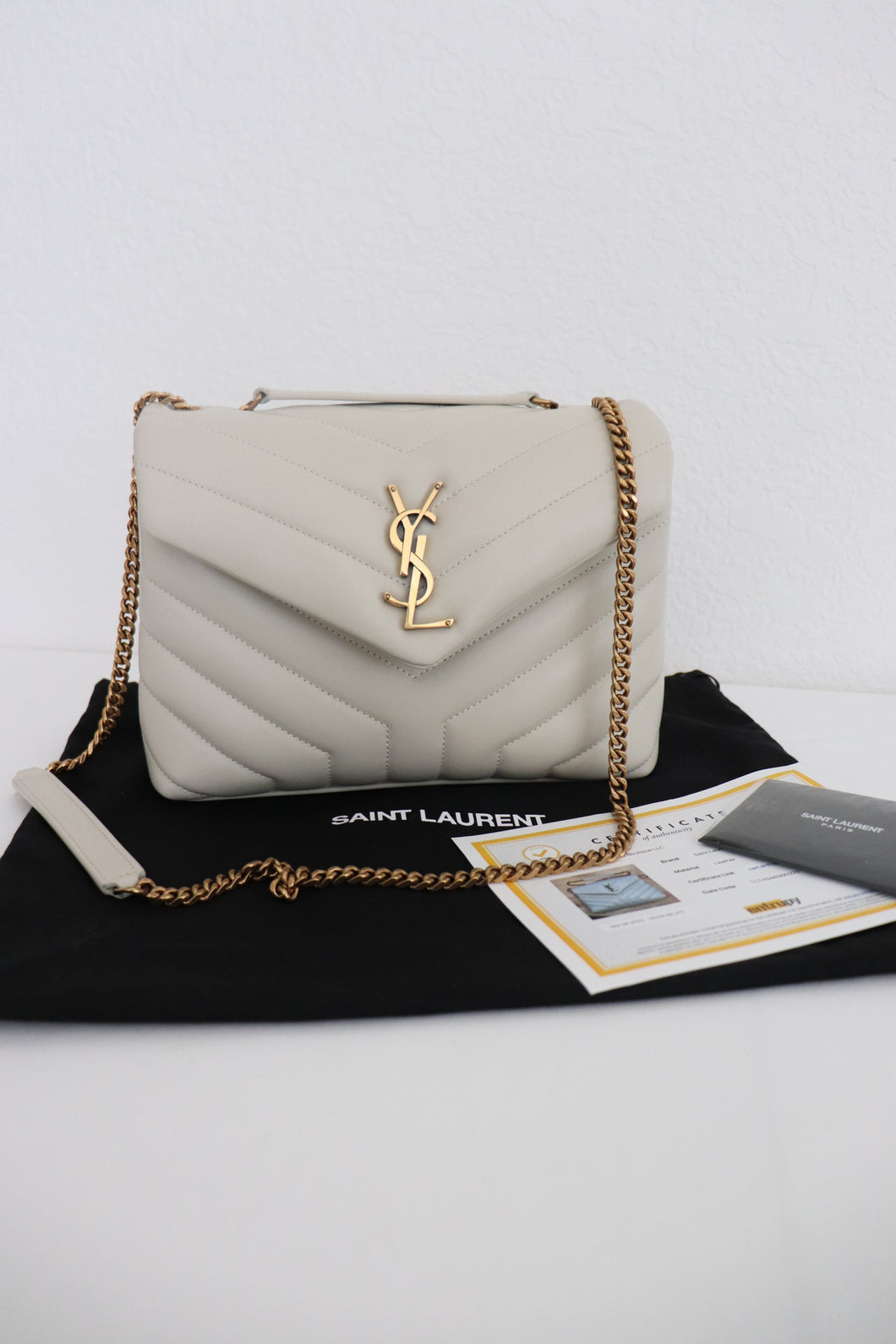 BRAND NEW YSL Loulou Bag in Quilted leather (retails for 2950$)