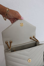 Load image into Gallery viewer, YSL Loulou Bag in Quilted leather in small (retails for 2650$)
