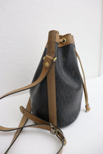 Lade das Bild in den Galerie-Viewer, Vintage Dior bucket with pouch
