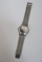 Lade das Bild in den Galerie-Viewer, Gucci 1990s Date Round Dial Two Tone Watch

