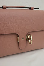 Load image into Gallery viewer, Gucci GG Medium Interlocking Calfskin Shoulder bag in pink - BRAND NEW
