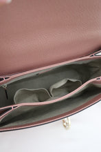 Lade das Bild in den Galerie-Viewer, Gucci GG Medium Interlocking Calfskin Shoulder bag in pink - BRAND NEW retails 1599
