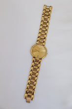 Load image into Gallery viewer, Vintage Christian Dior octagonal 11P Diamond Octagonal Gold Watch
