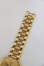 Load image into Gallery viewer, Vintage Christian Dior octagonal 11P Diamond Octagonal Gold Watch
