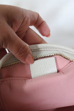 Load image into Gallery viewer, Gucci pink pochette
