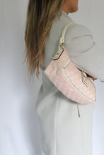 Load image into Gallery viewer, Gucci pink pochette

