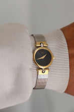 Lade das Bild in den Galerie-Viewer, Dior 1990s Black Dial Round Two Tone Watch
