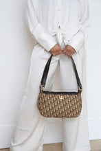 Lade das Bild in den Galerie-Viewer, Dior shoulder bag
