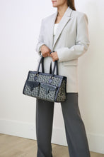 Load image into Gallery viewer, Dior navy trotter double pocket
