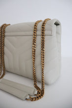 Load image into Gallery viewer, YSL Loulou Bag in Quilted leather in small (retails for 2650$)
