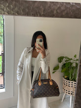 Load image into Gallery viewer, Louis Vuitton montorgueil bag

