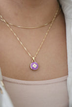Lade das Bild in den Galerie-Viewer, Louis Vuitton clover in purple
