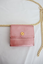 Lade das Bild in den Galerie-Viewer, Chanel vintage wallet- pink
