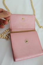 Lade das Bild in den Galerie-Viewer, Chanel vintage wallet- pink
