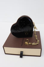 Load image into Gallery viewer, Louis Vuitton vernis heart coin purse

