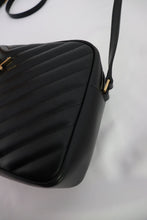 Lade das Bild in den Galerie-Viewer, YSL Lou Camera Bag in Quilted Leather (Brand new) retails for $1690
