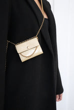 Lade das Bild in den Galerie-Viewer, Vintage Louis Vuitton Dentelle Ludlow wallet
