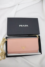 Load image into Gallery viewer, Prada Saffiano wallet
