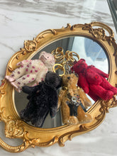 Load image into Gallery viewer, Prada bear keychain -black
