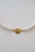 Load image into Gallery viewer, Versace freshwater pearls
