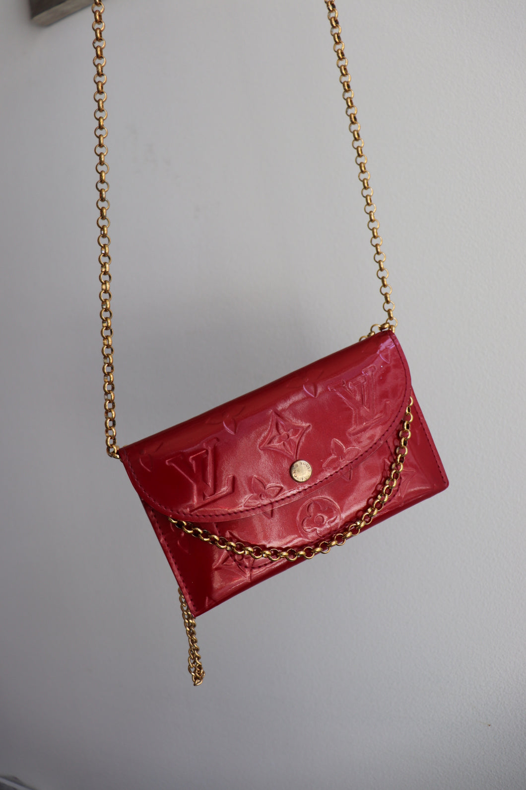 Louis Vuitton Vernis red coin purse