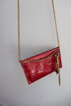 Load image into Gallery viewer, Louis Vuitton Vernis red coin purse
