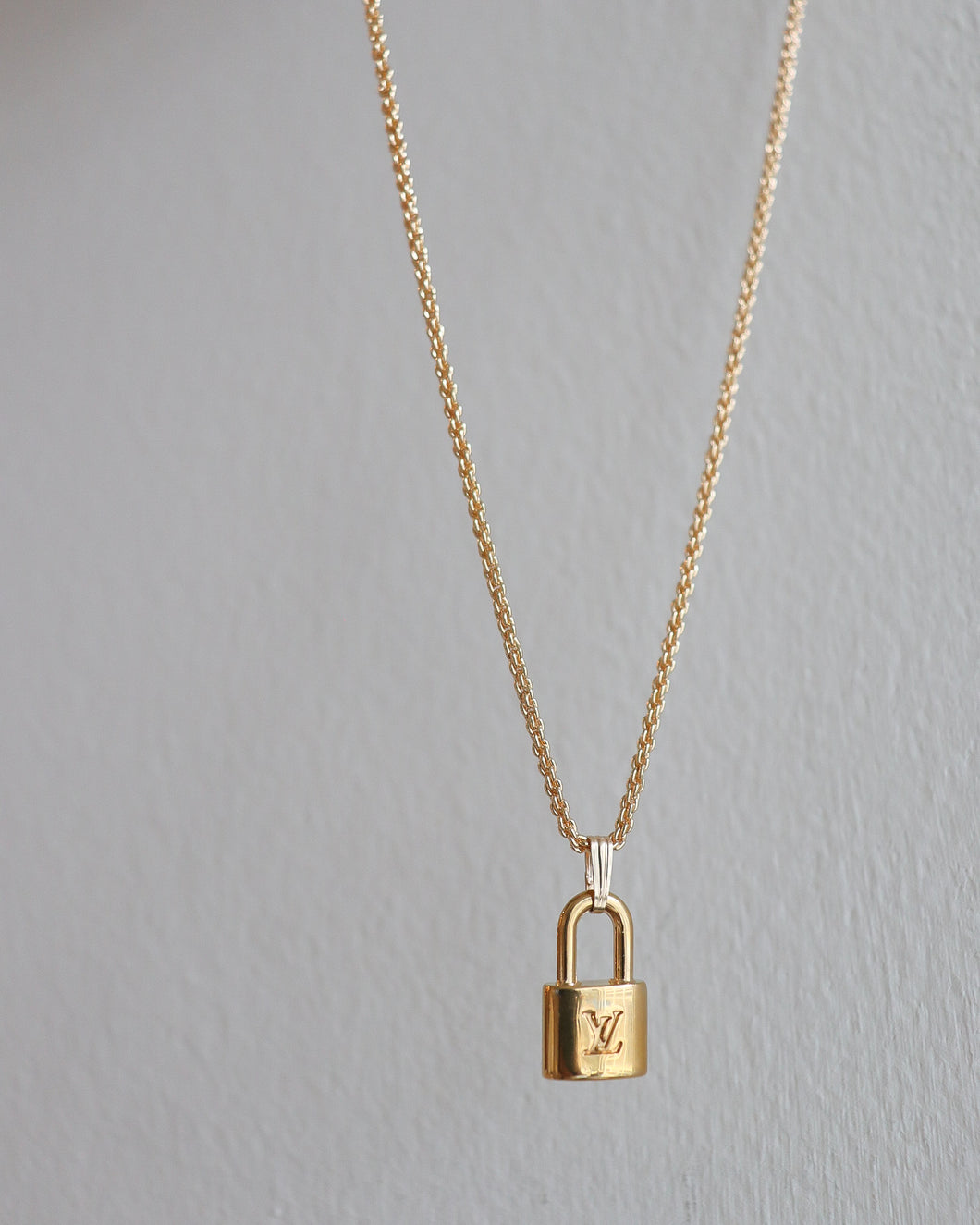 Louis Vuitton mini lock