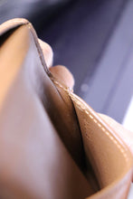Load image into Gallery viewer, Vintage Louis Vuitton Dentelle Ludlow wallet
