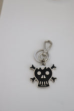 Lade das Bild in den Galerie-Viewer, Prada keychain
