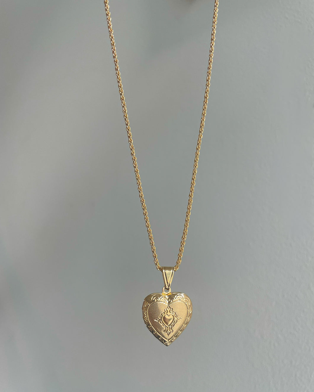 Heart locket necklace